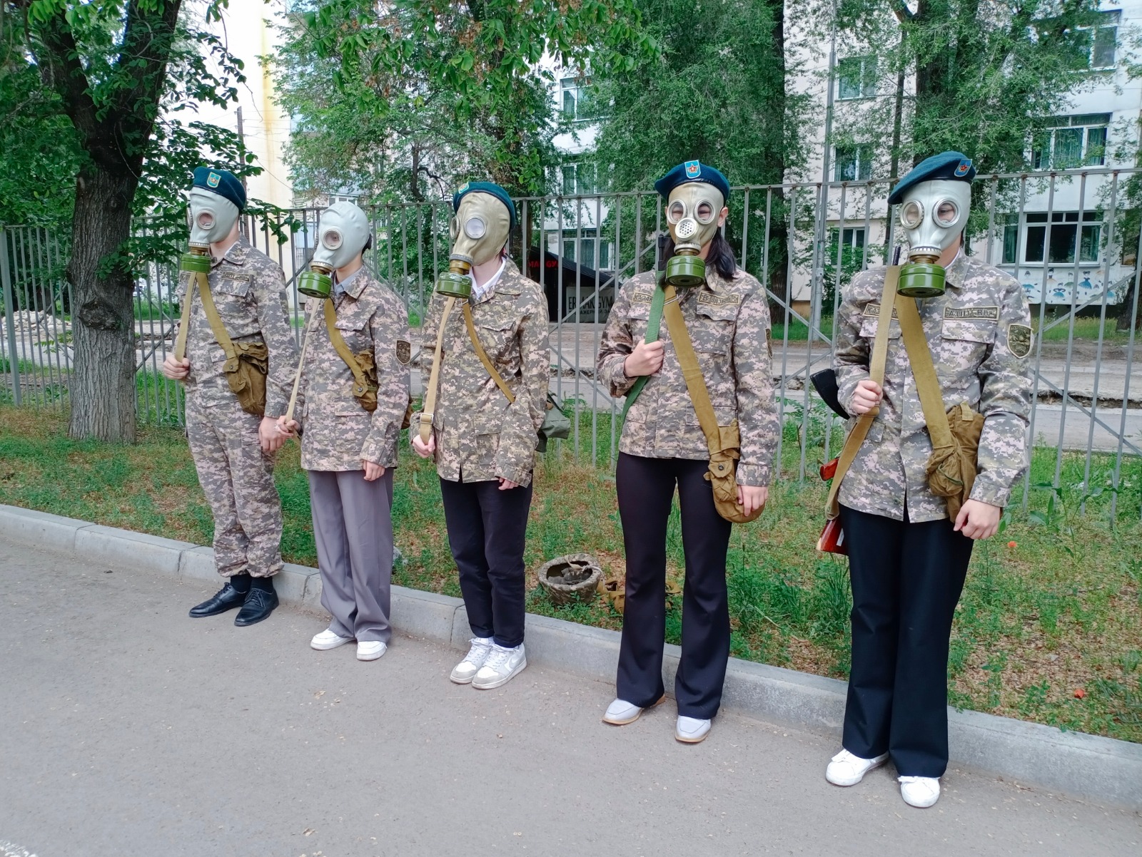 Әскери дайындық. Военная подготовка