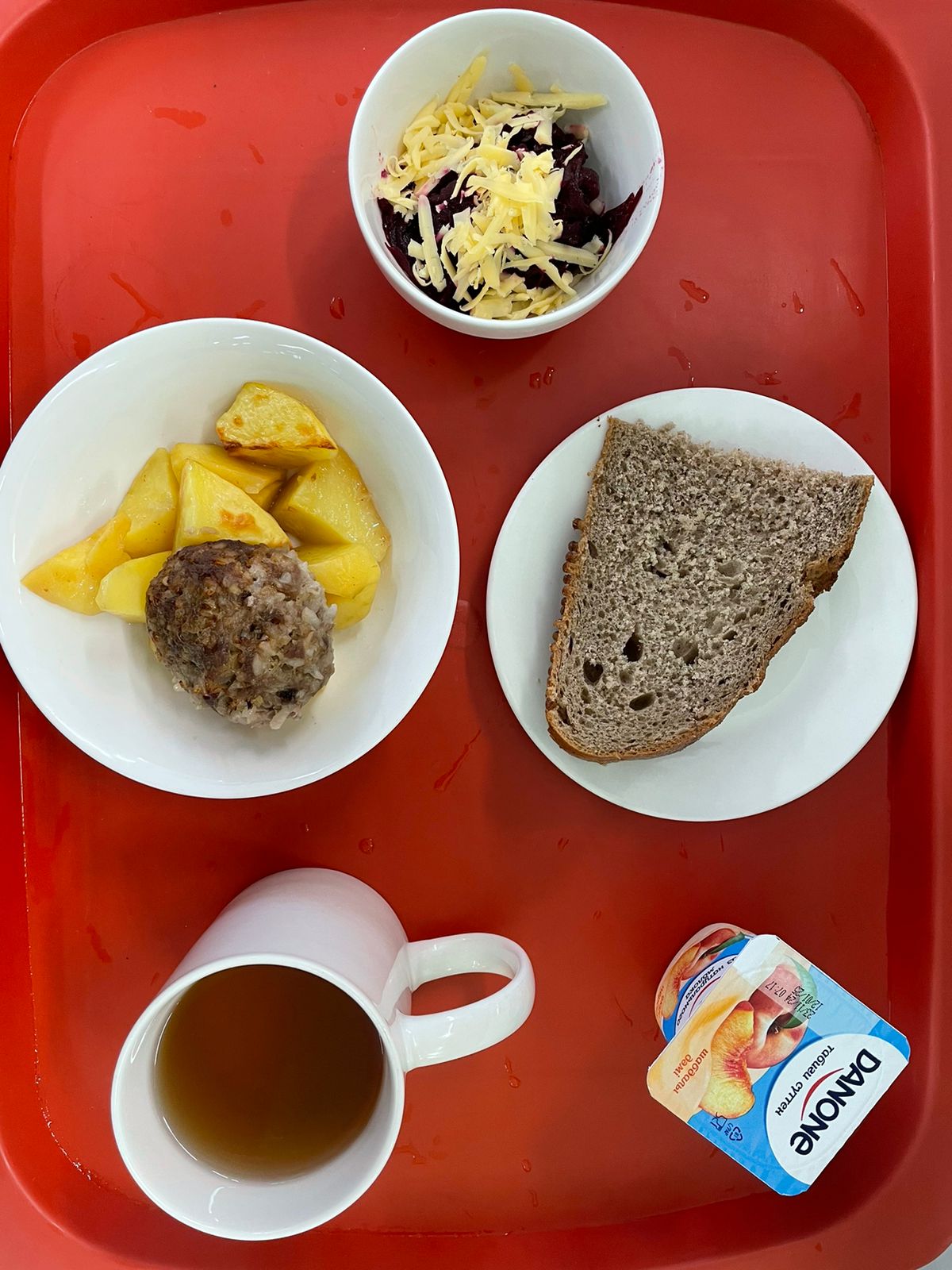 Меню:Тефтели (мясные).Гарнир: запеченный картофель